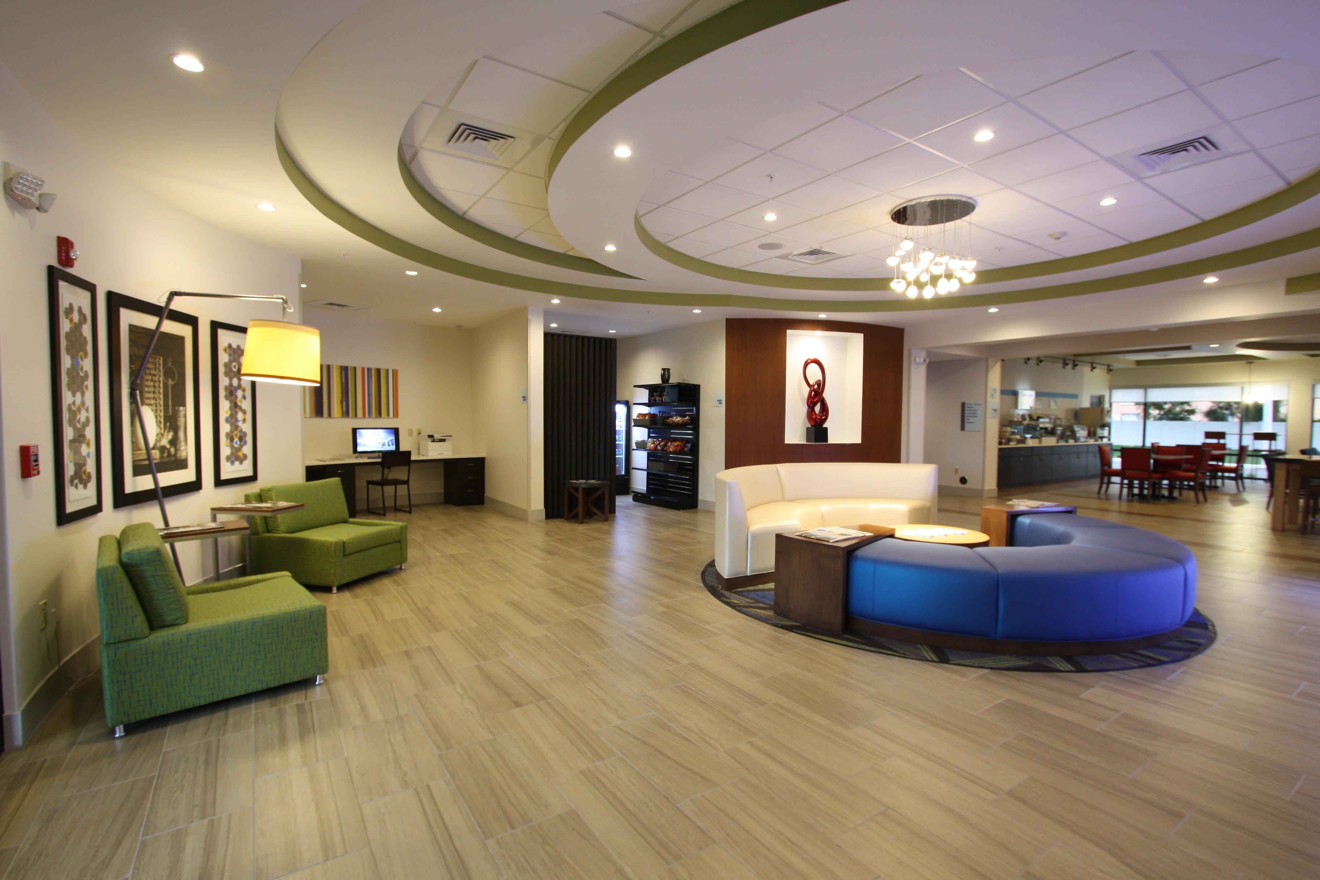 Holiday Inn Express & Suites Lakeland South, An Ihg Hotel Buitenkant foto