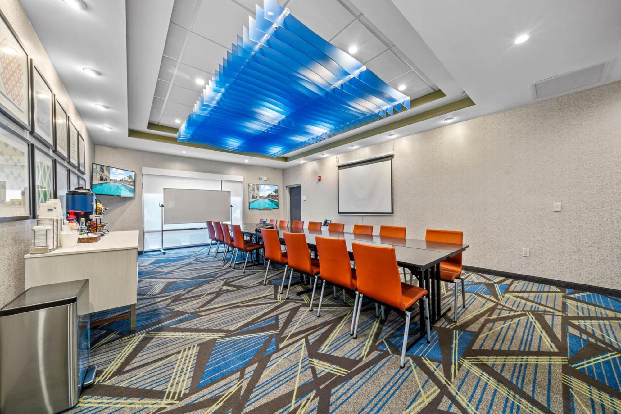 Holiday Inn Express & Suites Lakeland South, An Ihg Hotel Buitenkant foto